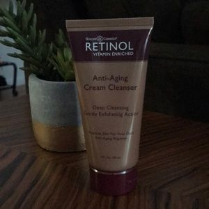 NEW with seal! Skincare Cosmetics Retinol cleanser